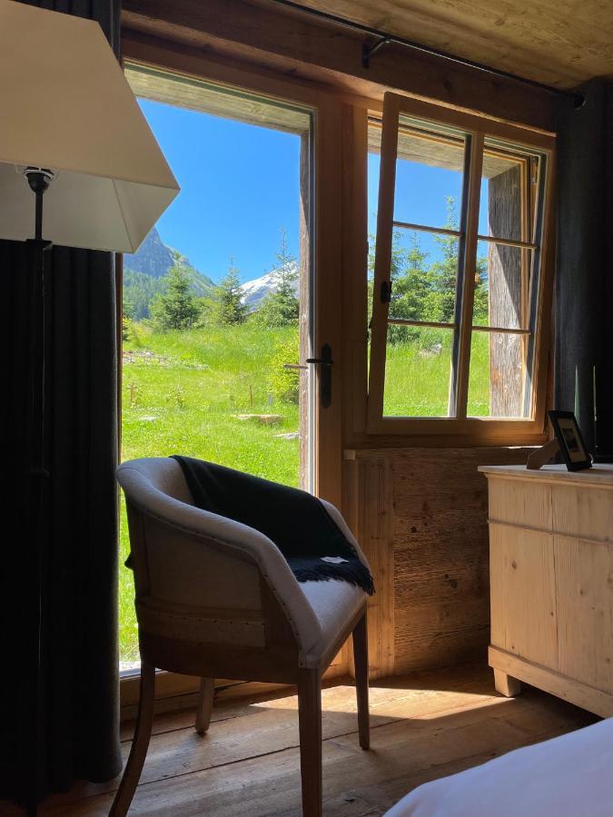 Alpen Charme - Chalet D'Hotes Et Spa Gsteig Buitenkant foto