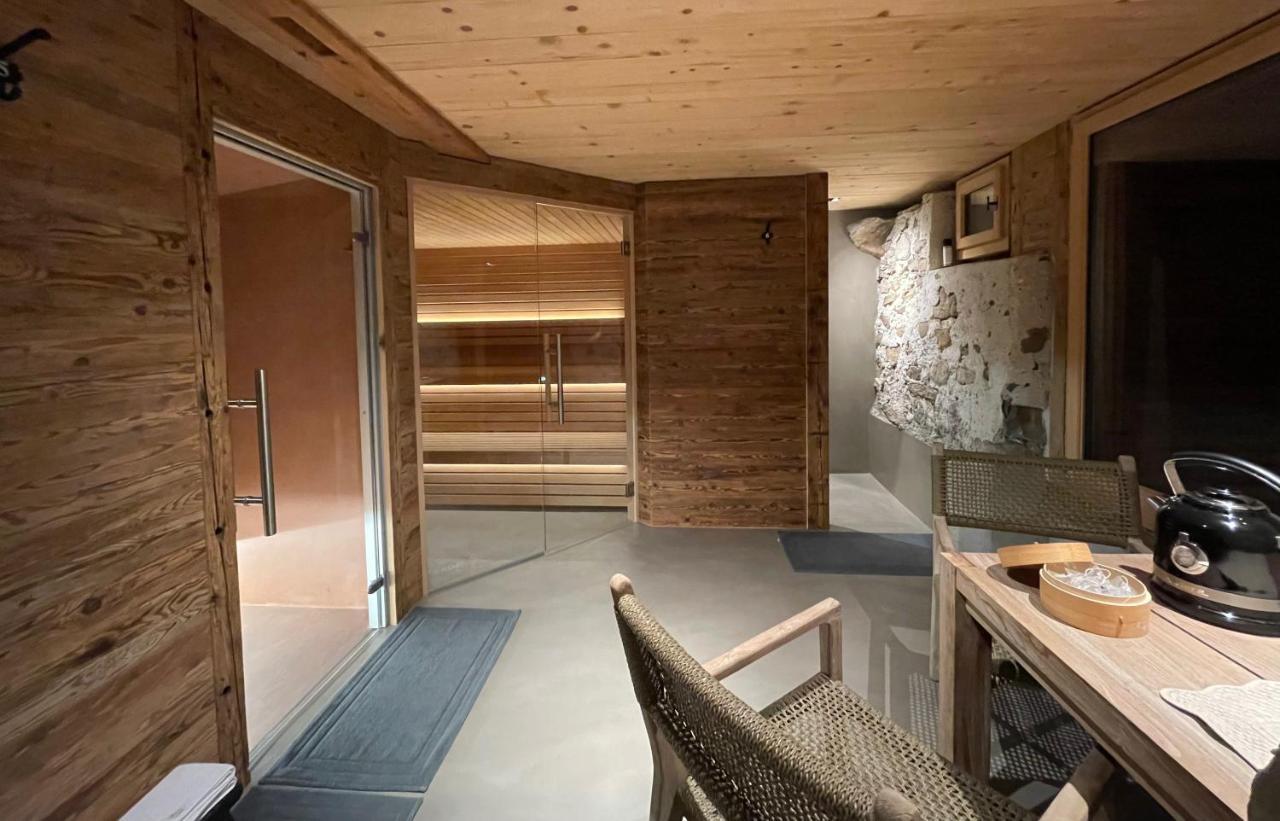 Alpen Charme - Chalet D'Hotes Et Spa Gsteig Buitenkant foto