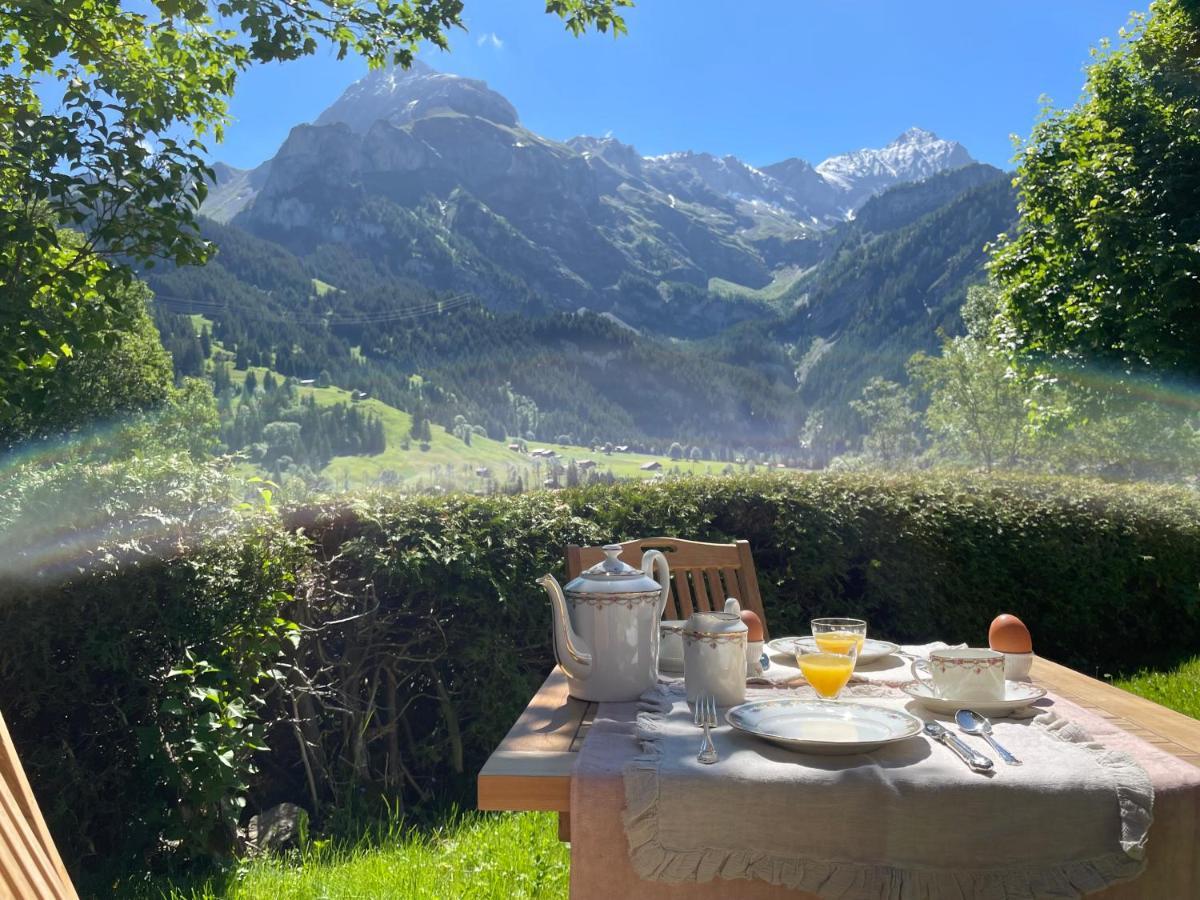 Alpen Charme - Chalet D'Hotes Et Spa Gsteig Buitenkant foto