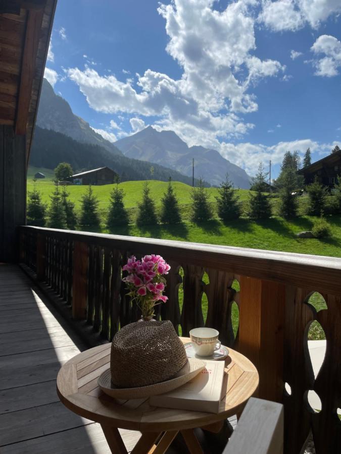 Alpen Charme - Chalet D'Hotes Et Spa Gsteig Buitenkant foto